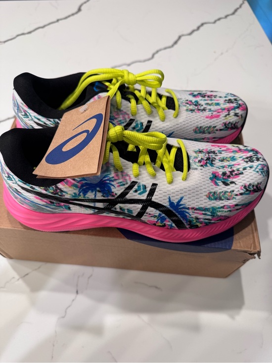 Asics Shoes - NEW Asics Gel-Excite 9 Women White/Black with Pink Midsole, Size 10